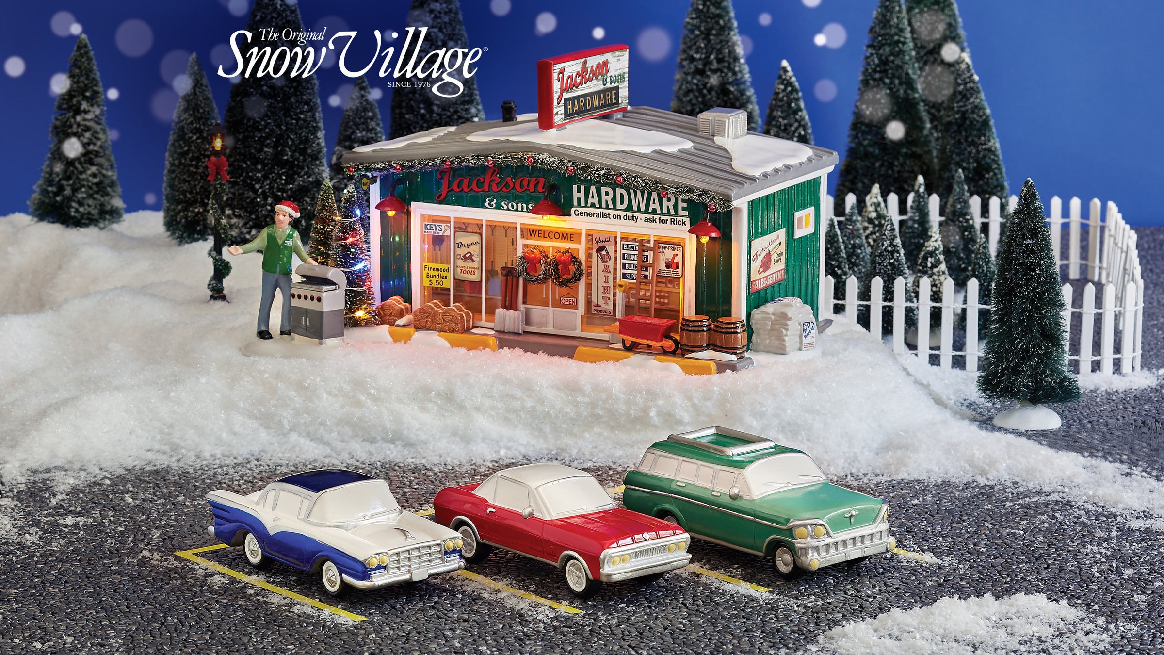 Department 56 Snow Village lit house and accessories