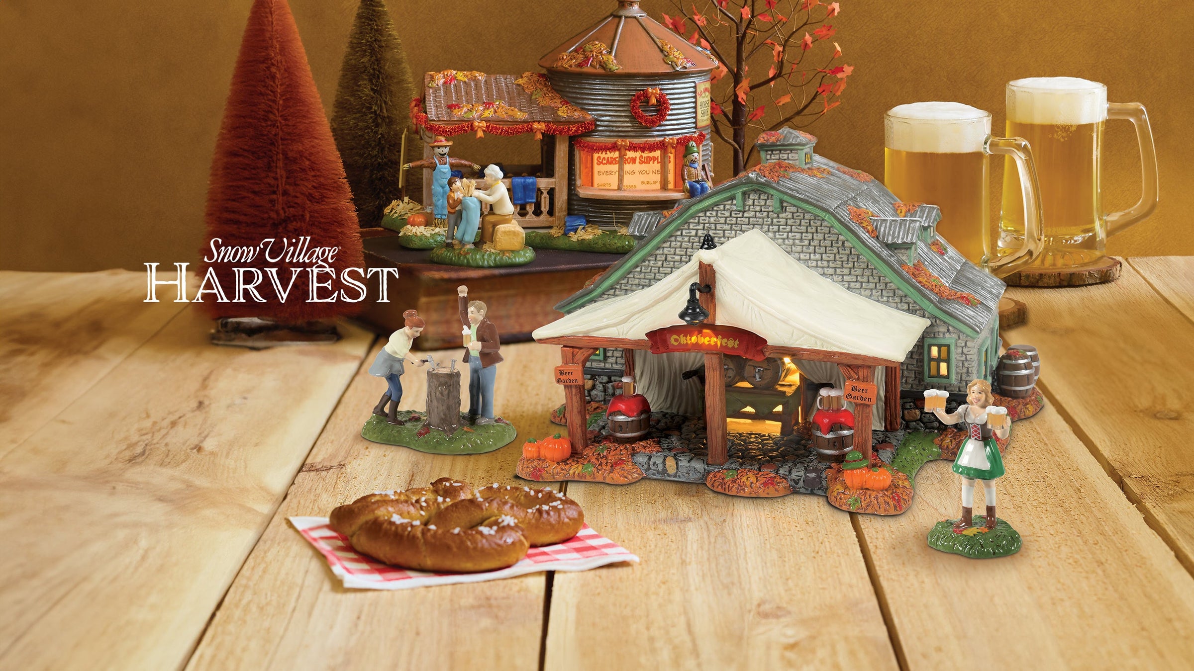 Department 56 Village Harvest lit house and accessories