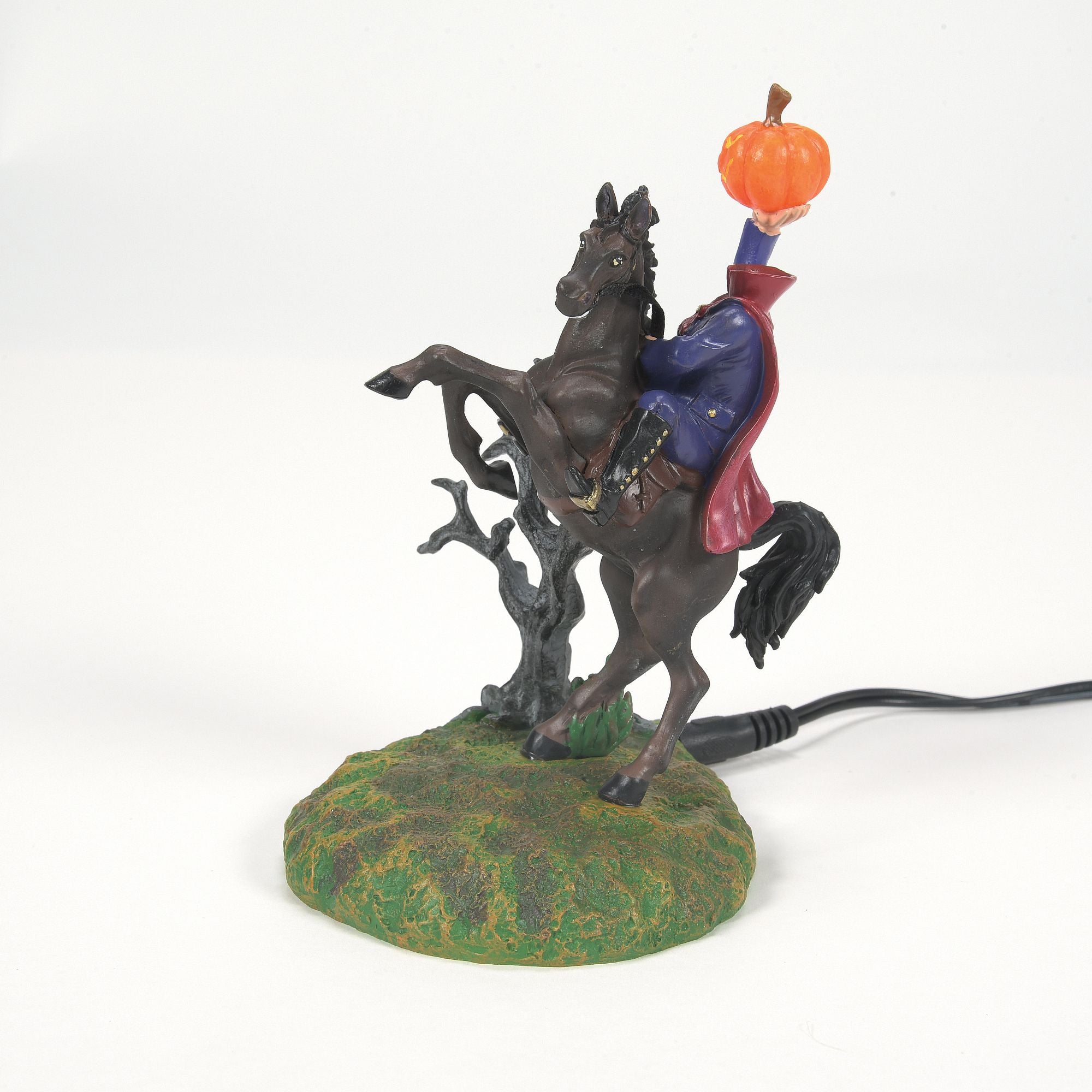 Headless Horseman offers statue