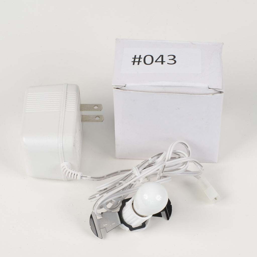 Replacement Adapter 3V DC 700mA white male auxiliary clip